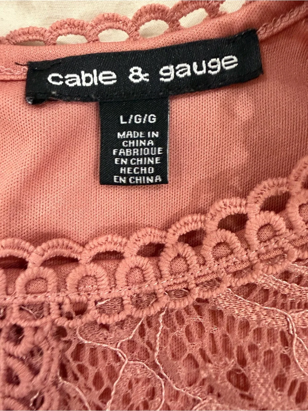 Cable & Gauge Dusty Rose Lace Blouse Size Large - Picture 3 of 4